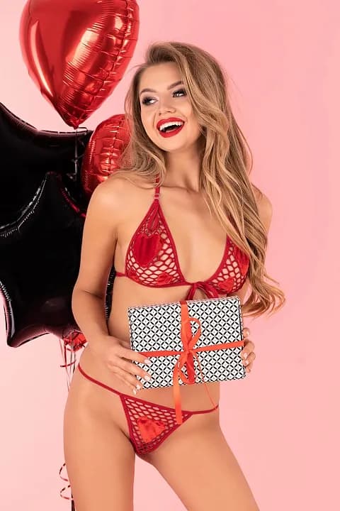 Соблазнительный комплект нижнего белья Strap Hearts S\L