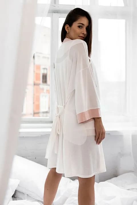 Белый запашной халат Nelli из вискозы с длинными рукавами L\XL, Польша
